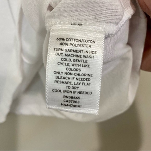 Halogen Women’s Bath Wine Book Me Graphic Short Sleeve Tee White Size Large NWT - Picture 4 of 7